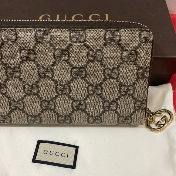 Sold‼️‼️Authentic Gucci Monogram Long Zippy Wallet💓 - Picture 13 of 17
